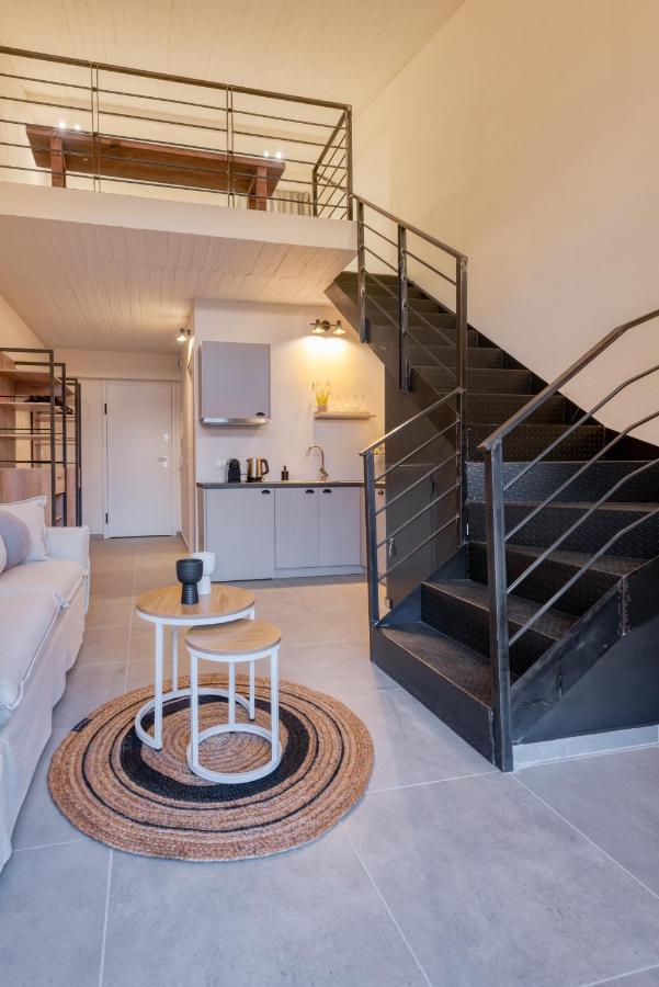 Saronis Suites Saronida Экстерьер фото