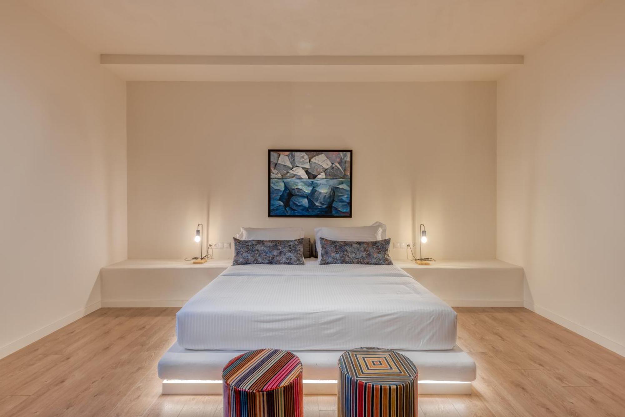 Saronis Suites Saronida Экстерьер фото