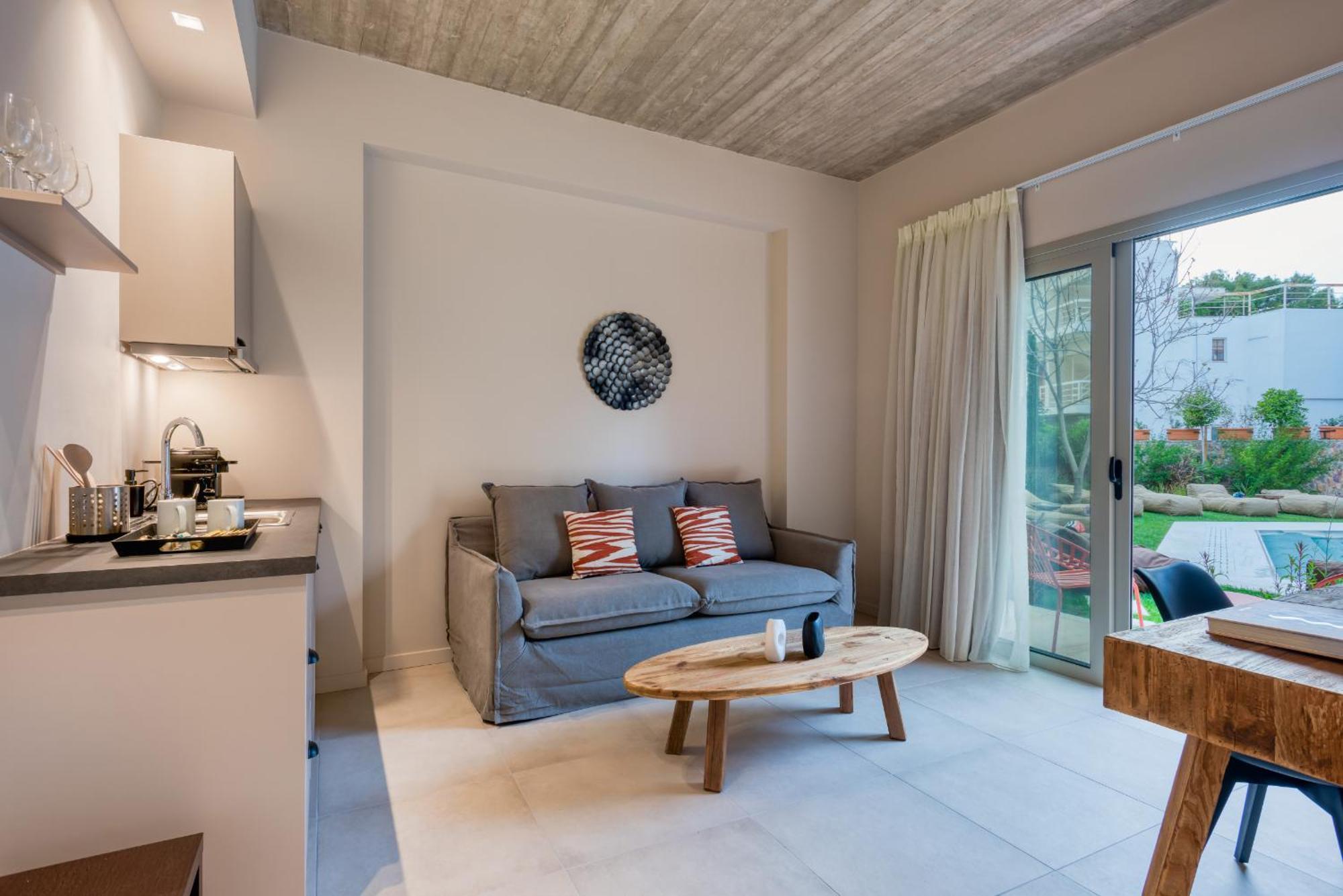Saronis Suites Saronida Экстерьер фото