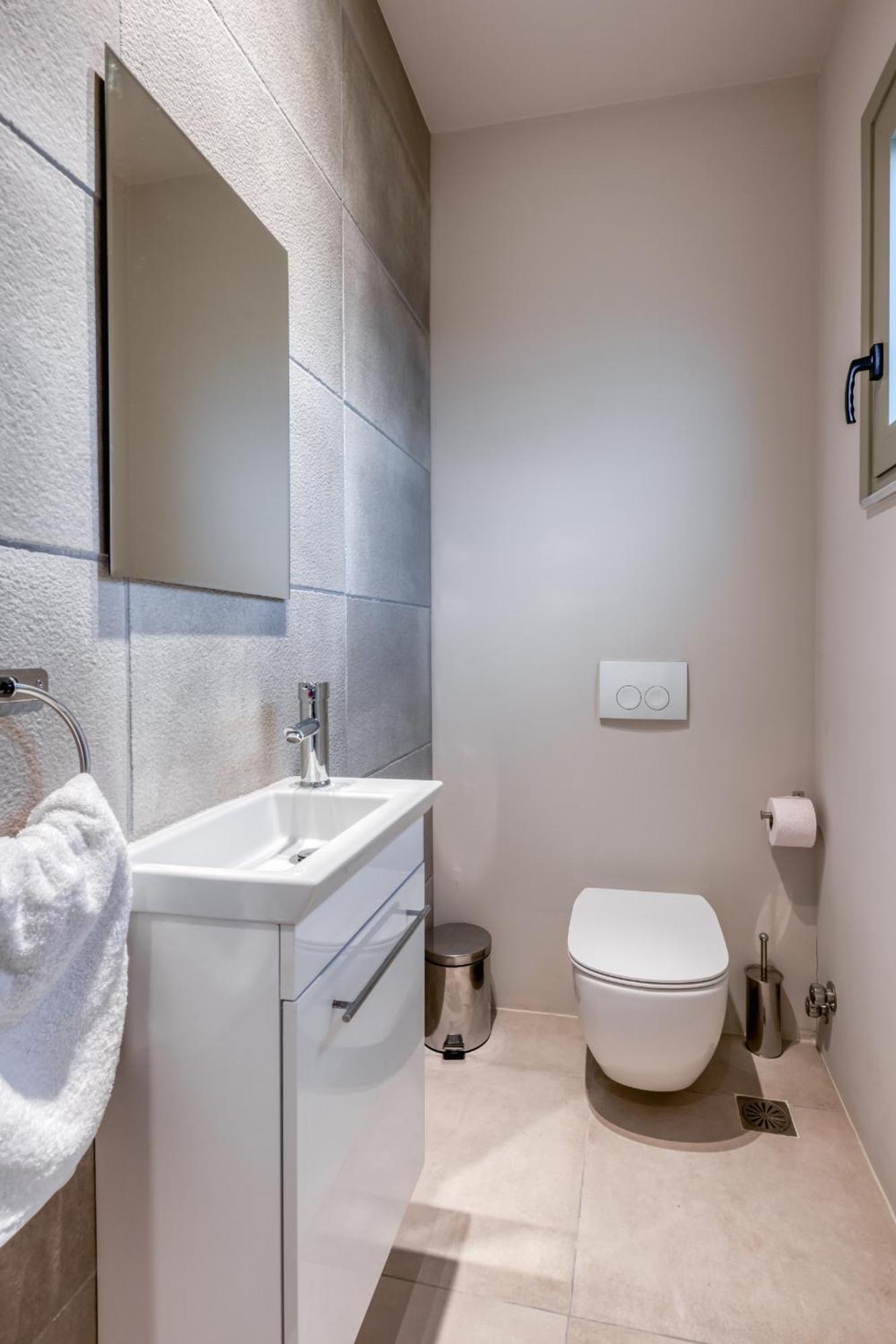 Saronis Suites Saronida Экстерьер фото